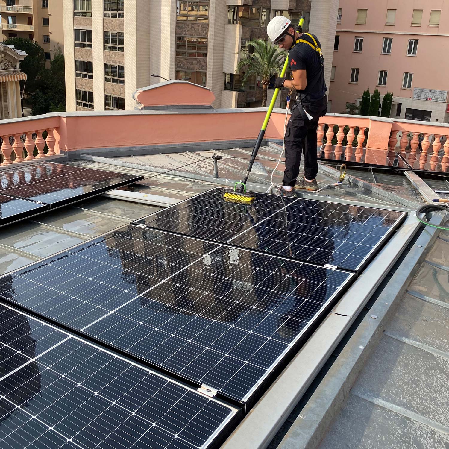 sme_services-energies-renouvelables_photovoltaique-entretien-nettoyage